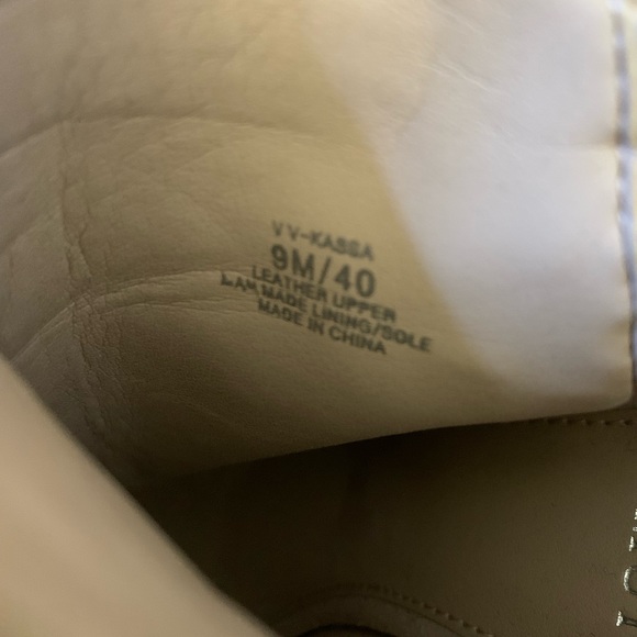 Vince Camuto Kassa Heel - Picture 4 of 4